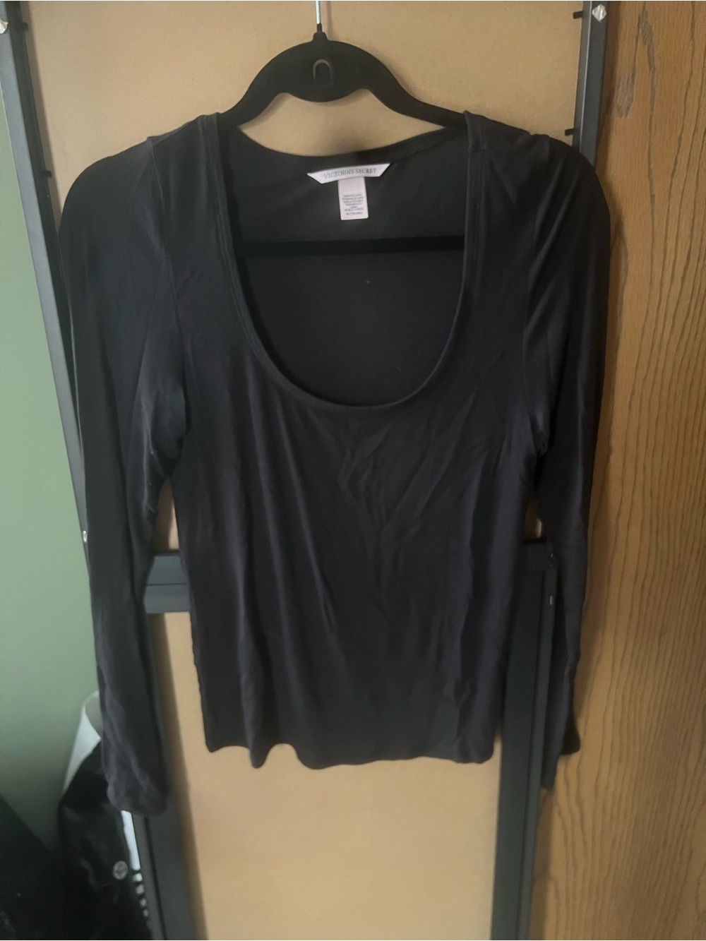 Victoria’s Secret top